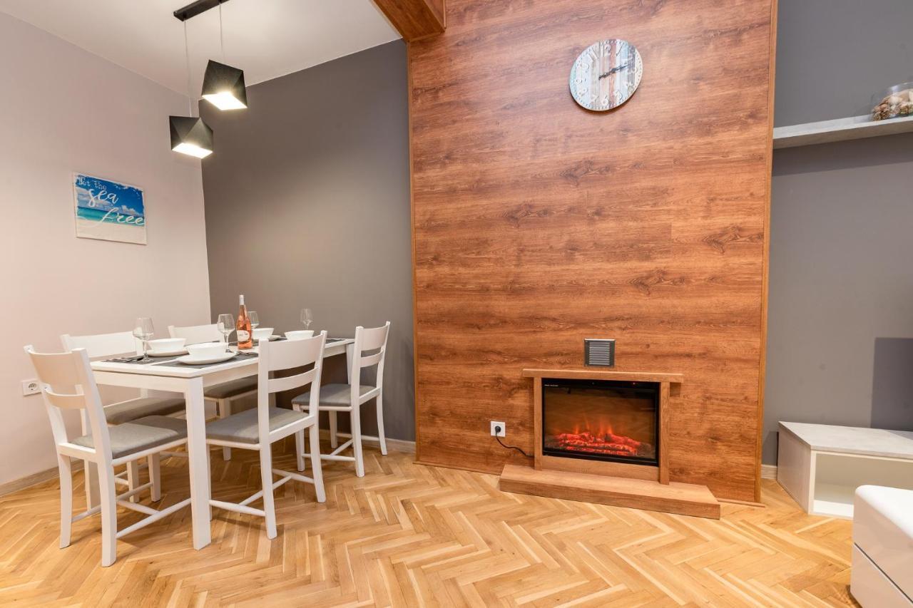 Downtown Apartment Burgas Luaran gambar