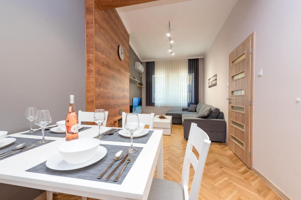 Downtown Apartment Burgas Luaran gambar